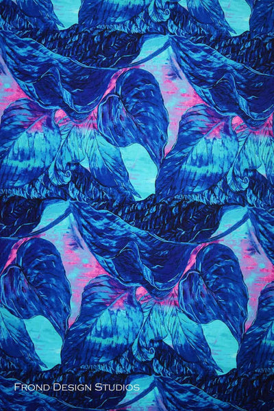 Z Flower Fabric Frond Una's Garden Leaf Blue 5173 - Beautiful Quilt 
